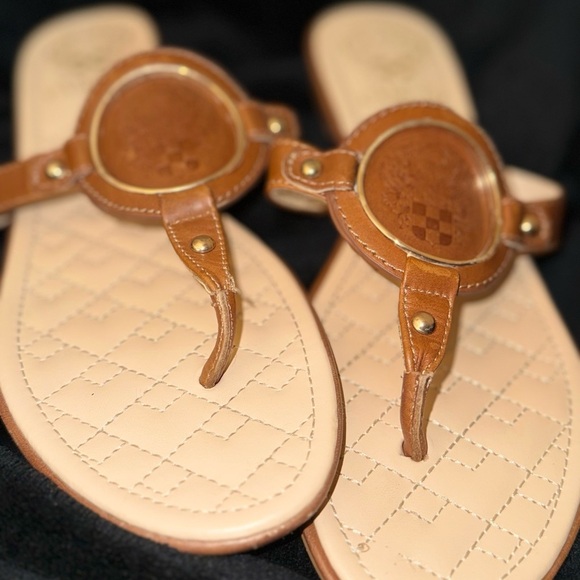 Vince Camuto Tan Leather Braida Thong Sandal - Picture 9 of 15